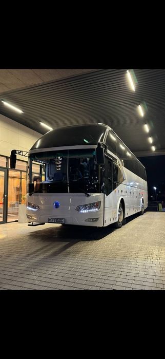 Golden dragon avtobus