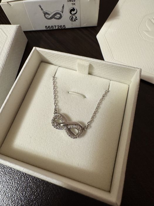 Дамско колие Swarovski