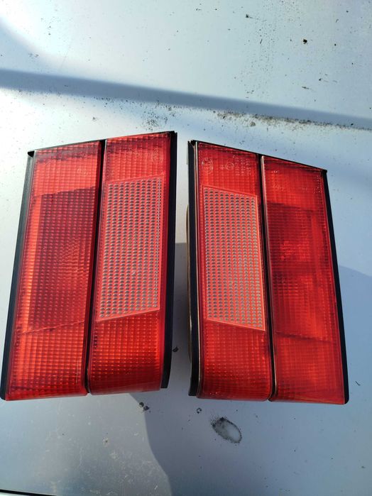 Стопове за BMW E34 Hella