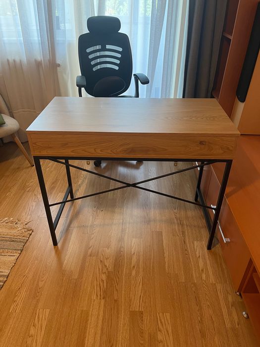 Vand masa de birou plus scaun