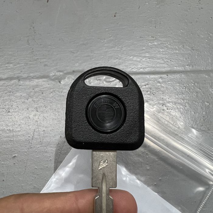 Новые ориг ключи bmw m5 e34 бмв м5 е34