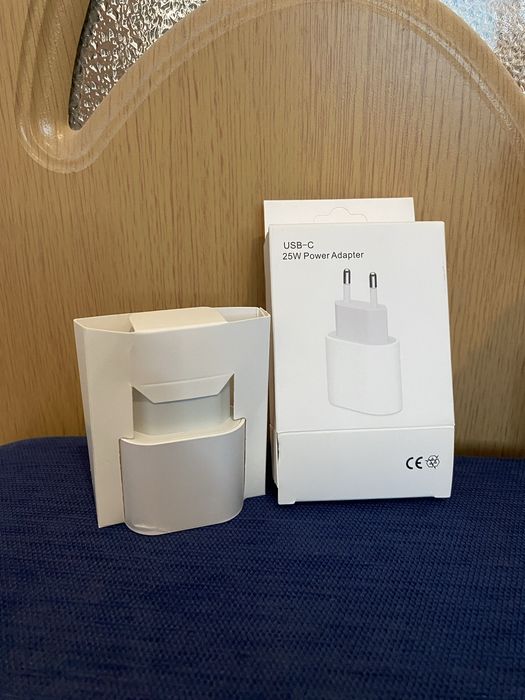 Încărcător USB-C 25W Power Adapter alb – NOU