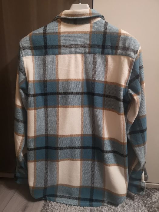 Cămasa bărbați în carouri