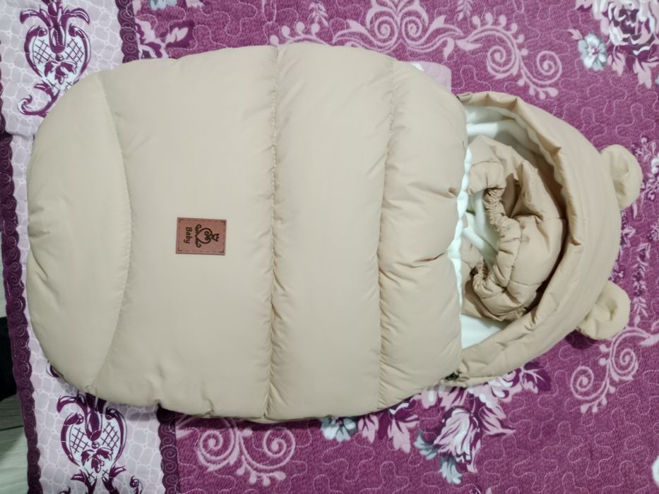 Продам конверт зимний на выписку