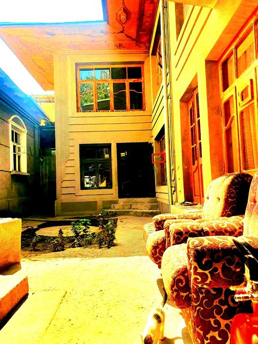 Янги Тошкент участка  11 хона иккита уй сотилади