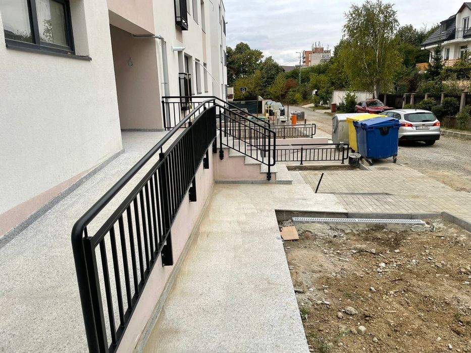 Producator de porti, garduri si balustrade, confectii metalice