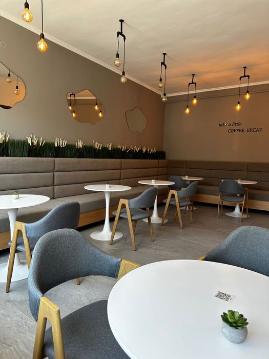 Mobilier tapitat pentru Horeca.