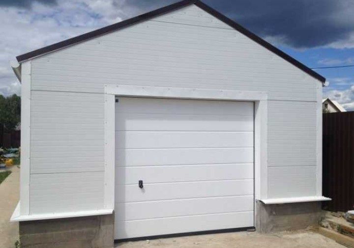 Garaje pe structura metalica