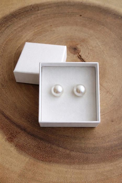 Подарявам безплатно. Чисто нови обеци перли