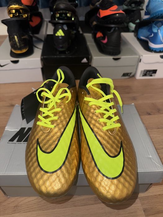 Ghete Fotbal Nike Hypervenom