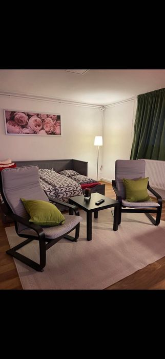 Închiriez apartament 2 camere decomandat  60mp lângă Spitalul Județean