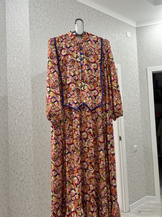 Матасы купра. Көйлек сатылады. Бағасы 5000 .