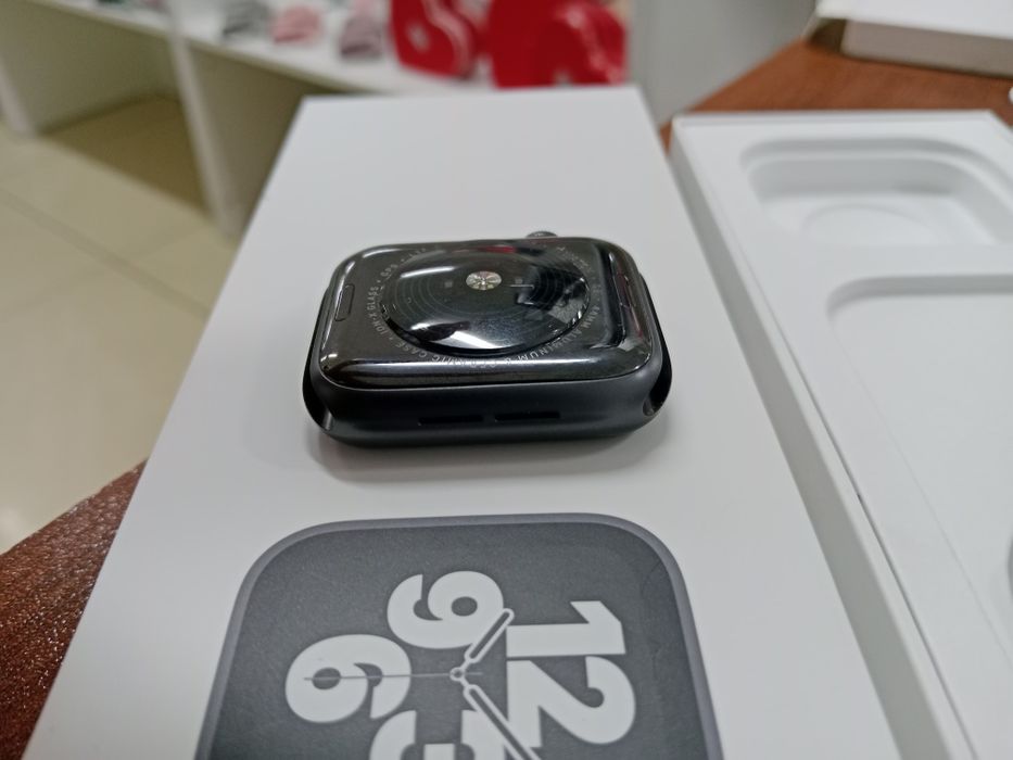 Apple Watch SE оригинал