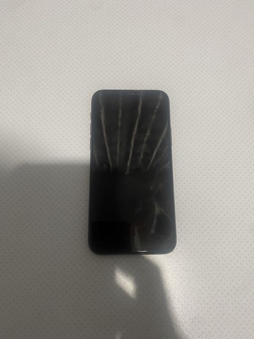 Продам iphone 11 pro