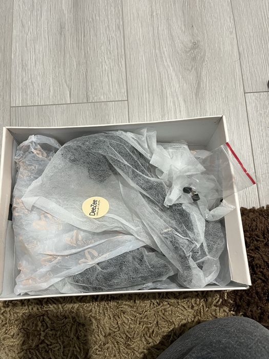 Sandale cu toc , purtate o songura data , marime 37