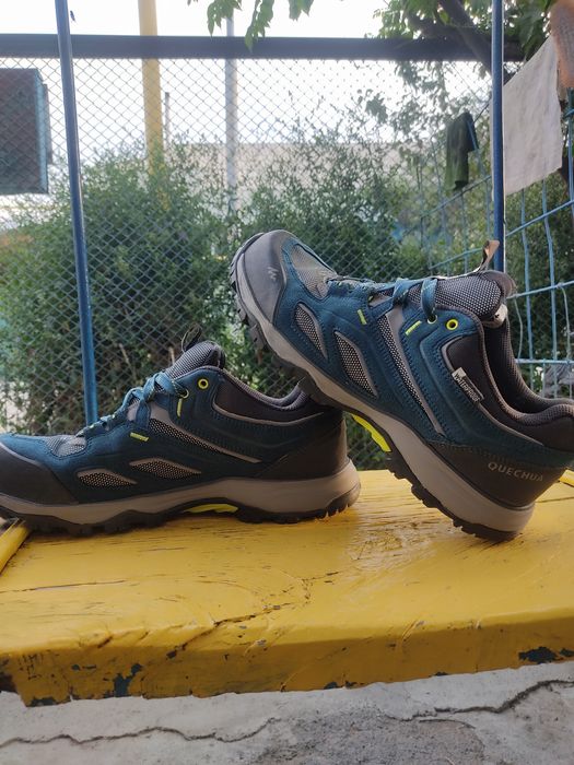 Продам кроссовки горные