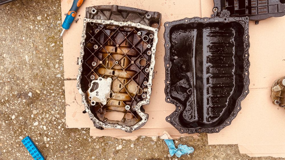 Vând carter, baie ulei și pompă ulei pentru motor 1.8 TSI cod CDDA