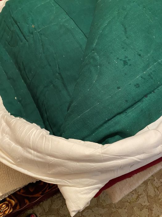 Юргани в различни цветове