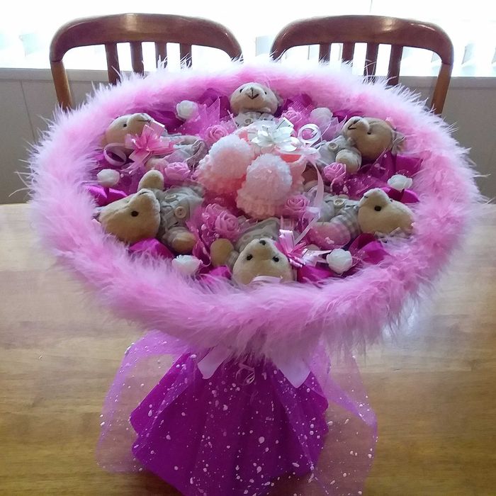 Игрушки в букете