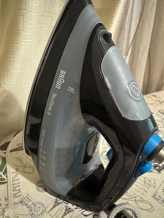 Утюг Braun с автоматическим выключателем