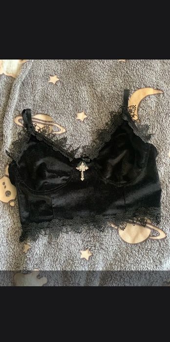 Топы женские в наличии