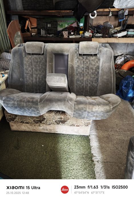 Продам комплект сиденье Тойота аристо