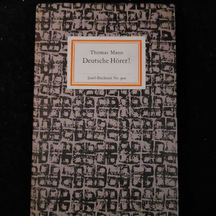 Стари речници, антикварни книжки, учебници