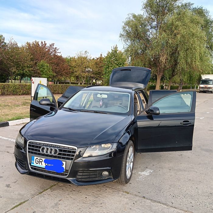 Vând Audi A4 Break
