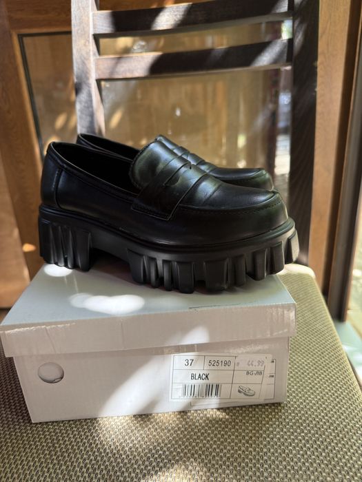 Дамски обувки лоуфъри