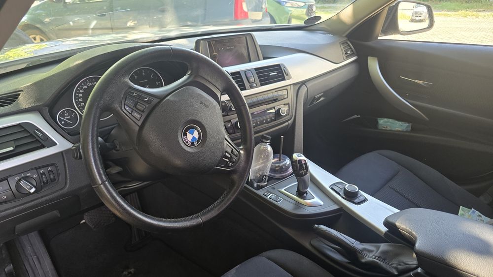 BMW Seria 3 2012 — imagine 3
