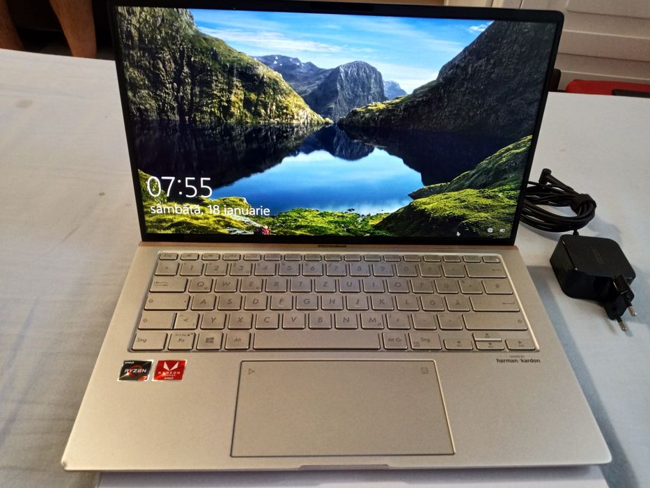 Asus zen book um433d