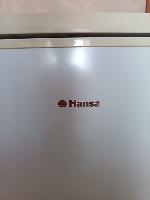 Продам морозильную камеру Hansa.

Покупала