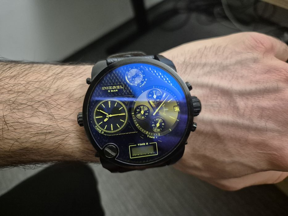 Diesel часовник оригинален