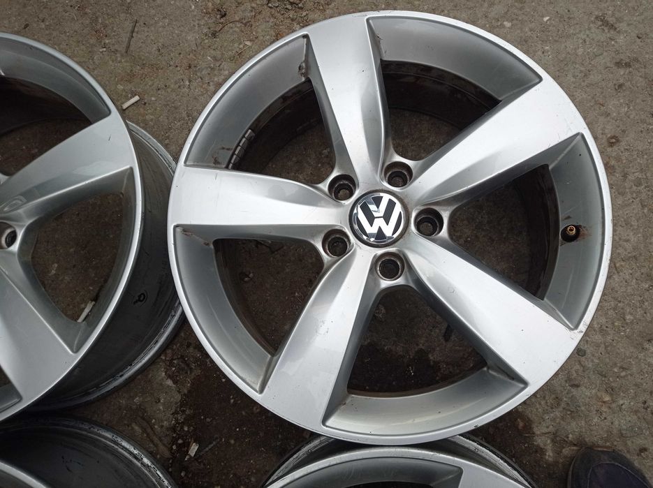 17 5x112 VW Golf/Tiguan/Touran/Passat/Caddy/Jetta/Scirocco/Sharan