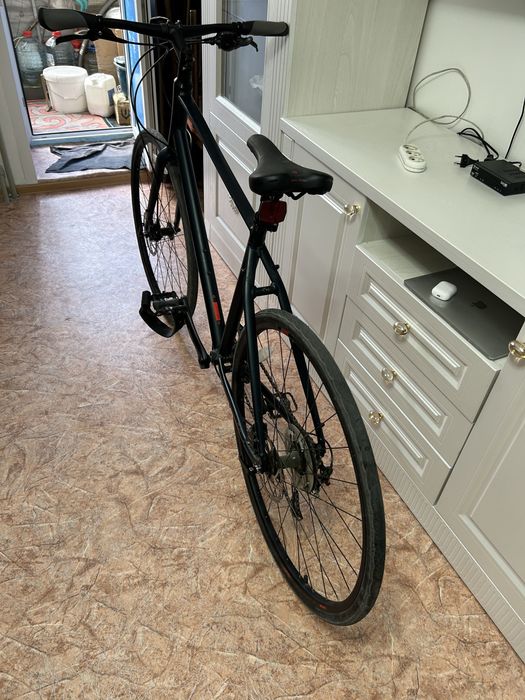 Спортивный крутой велосипед