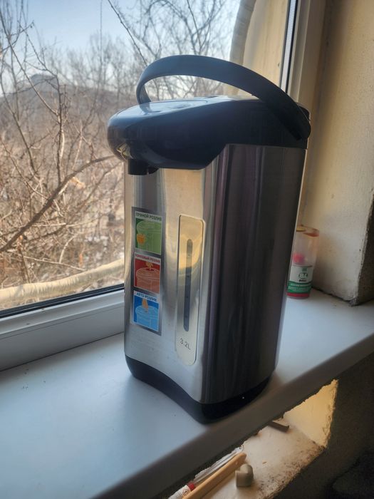 Электро чайник 3.2 литра