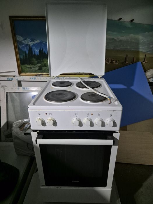 Электрическая плита