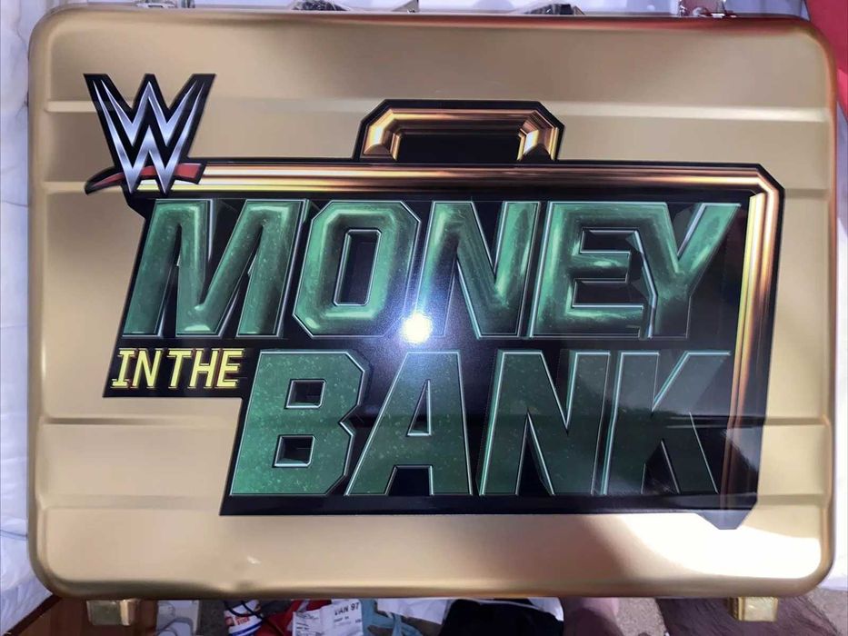 WWE Money In The Bank Briefcase куфар колекционерски Договорът куфарче
