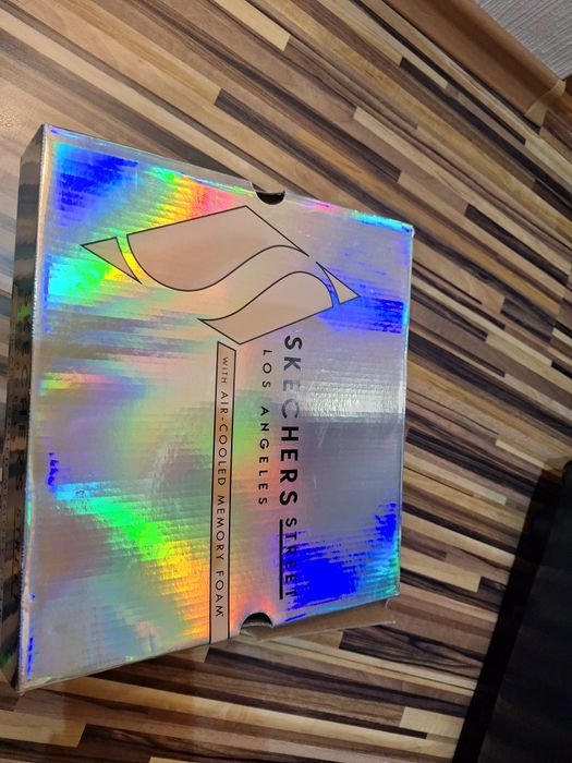 Дамски зимни маратонки Skechers