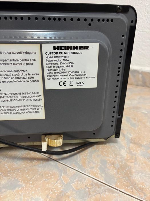 Aparat cu microunde utilizat in stare Buna