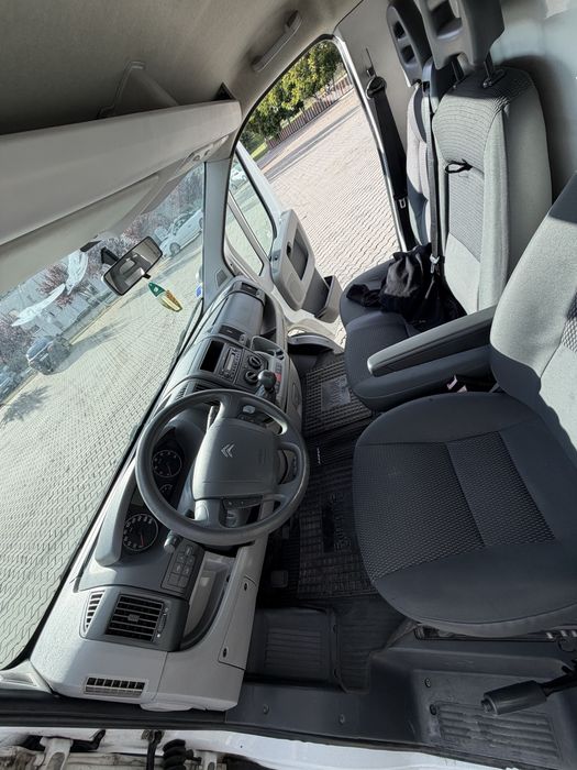 Citroen Jumper 3.0 HDI | UNIC Showroom / Conversie Food Truck