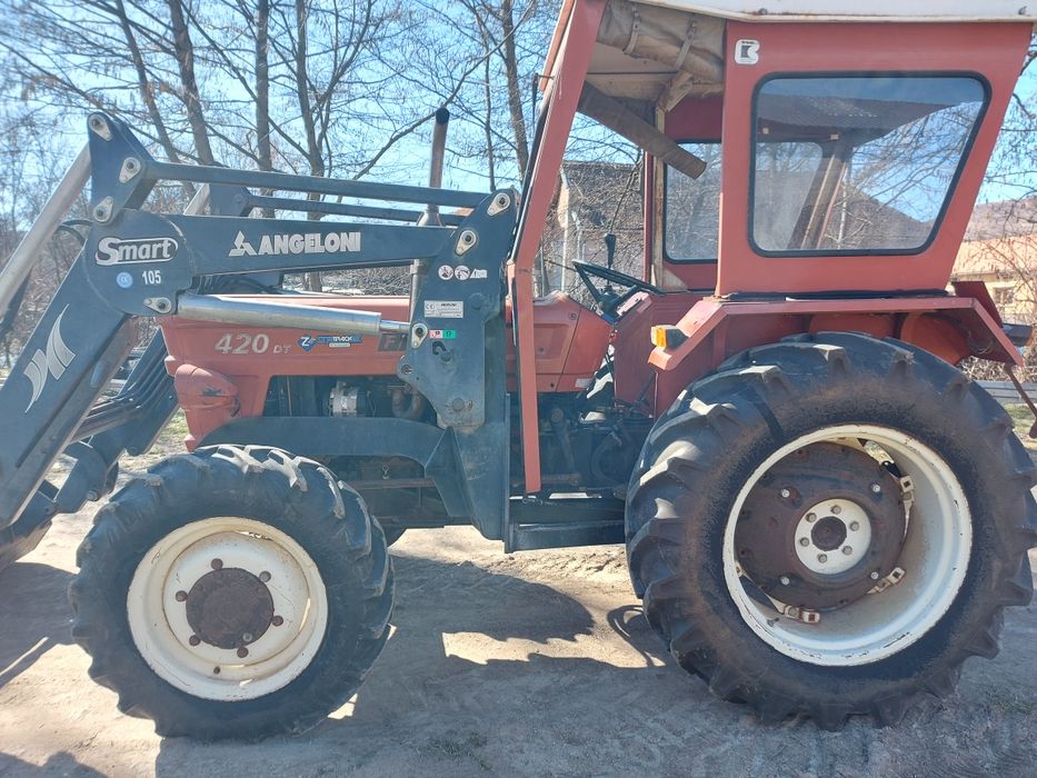 Tractor Fiat 420 DTC încărcător frontal cu Joystick