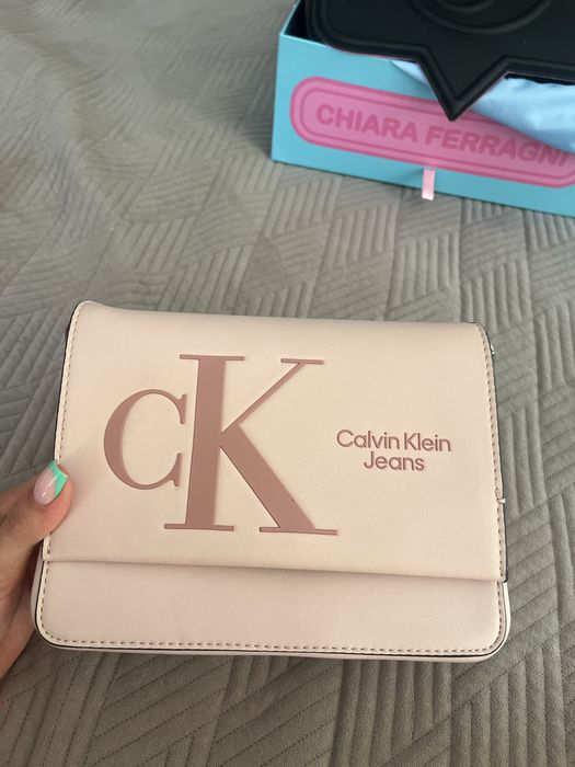 Чанта calvin klein jeans