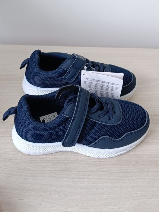 Adidași băieți mărimea 30 - NOI