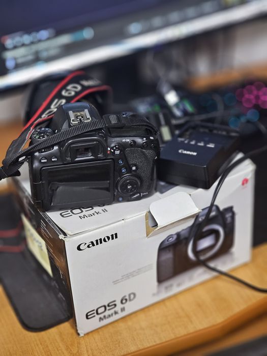 Aparat dslr canon 6D mark ii