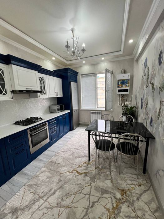 Мотрид Кора сув 63 квадрат 2 хоналик Навастройка сотилади евро ремонт