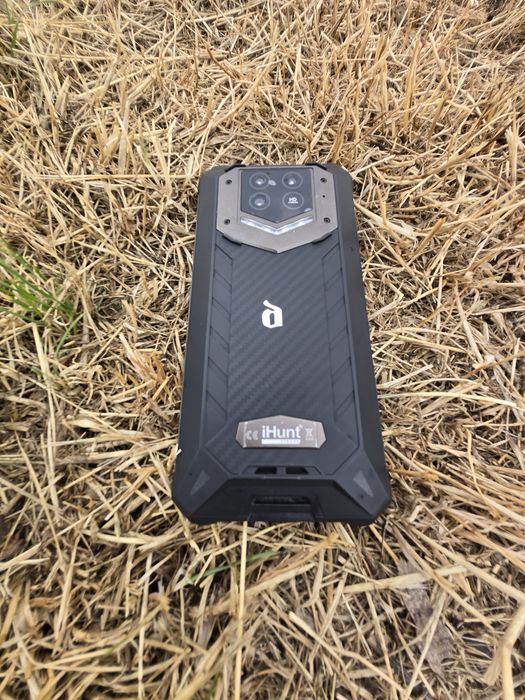 Vand telefon de SANTIER  ihunt Titan p15000 4g baterie mare capacitate de 15600 mah