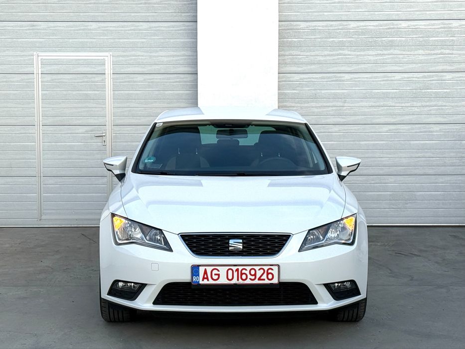 REZERVAT ! Seat Leon 2014 1.2 benzina 85CP RAR Efectuat Carte RO Euro 6 188000km Navigatie Clima Pilot Comenzi Volan