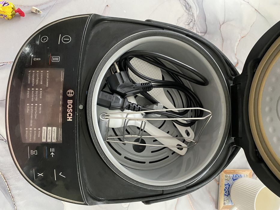 Мультиравка Bosch, в рабочем состоянии