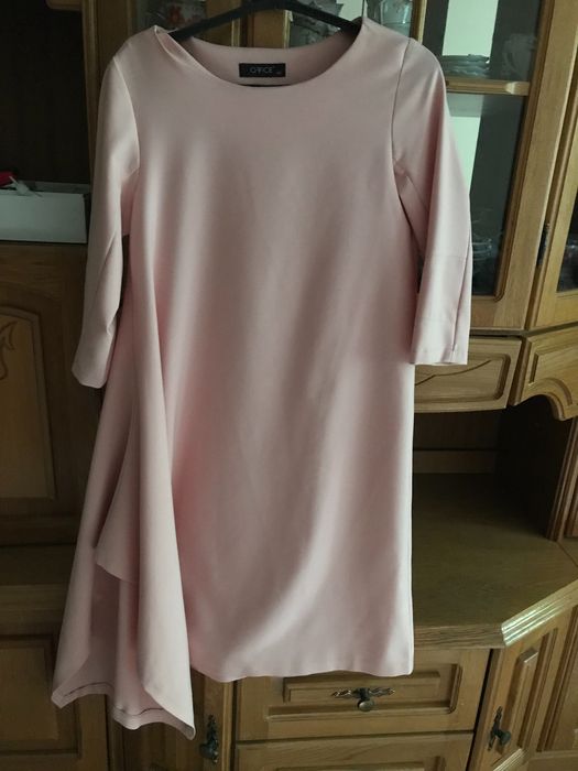 Стильное Платье 44 размер